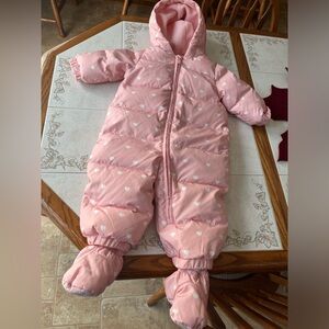 Gap cold control max pink snowsuit in icy pink with hearts